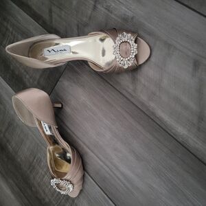 New! Nina Size 7 Women's Elegant Champagne Heels
